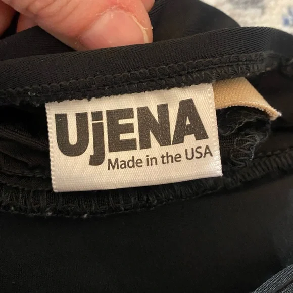 UjENA Black Triangle Bralette - Picture 6 of 6